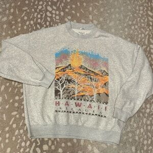 ❌❌SOLD❌❌Abercrombie and fitch graphic Hawaii crewneck